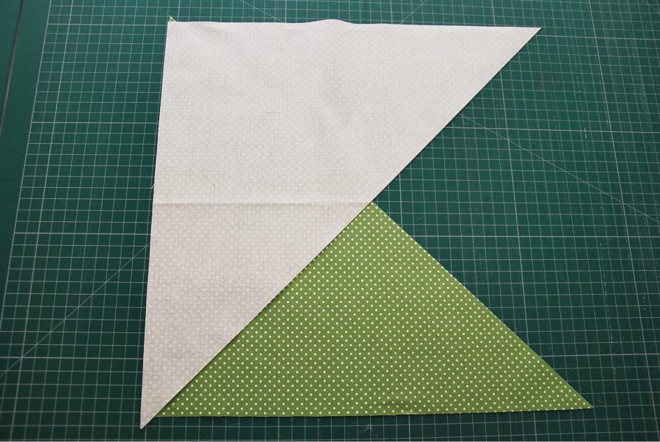 Našití šikmého proužku (22)